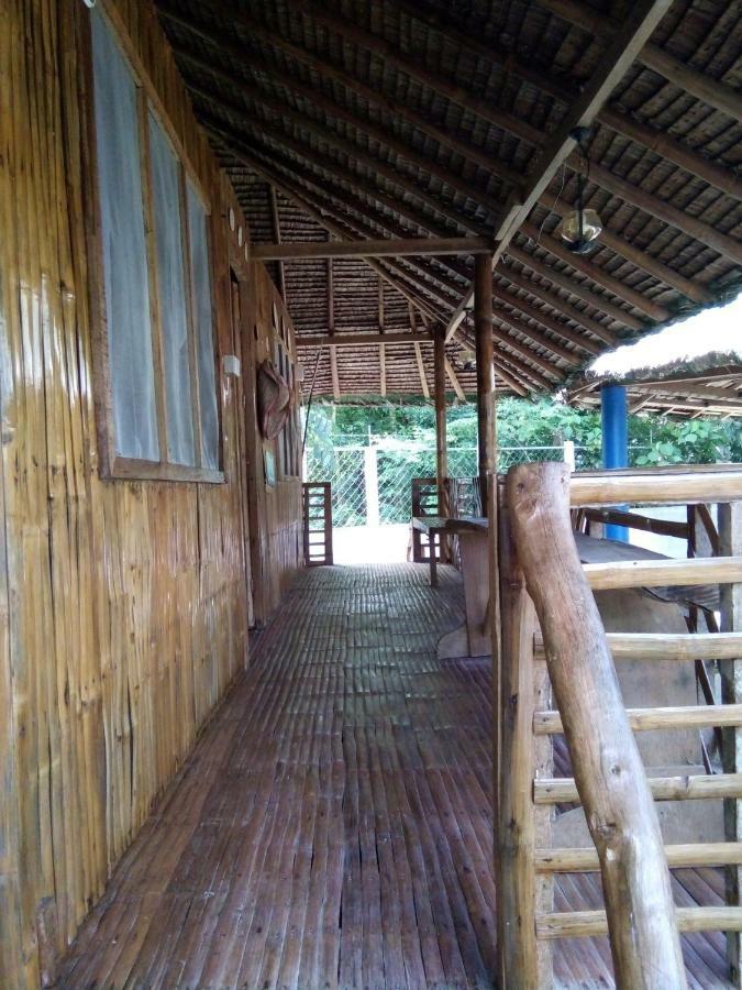 Happy Bear Moalboal Traditional Hut Exterior photo